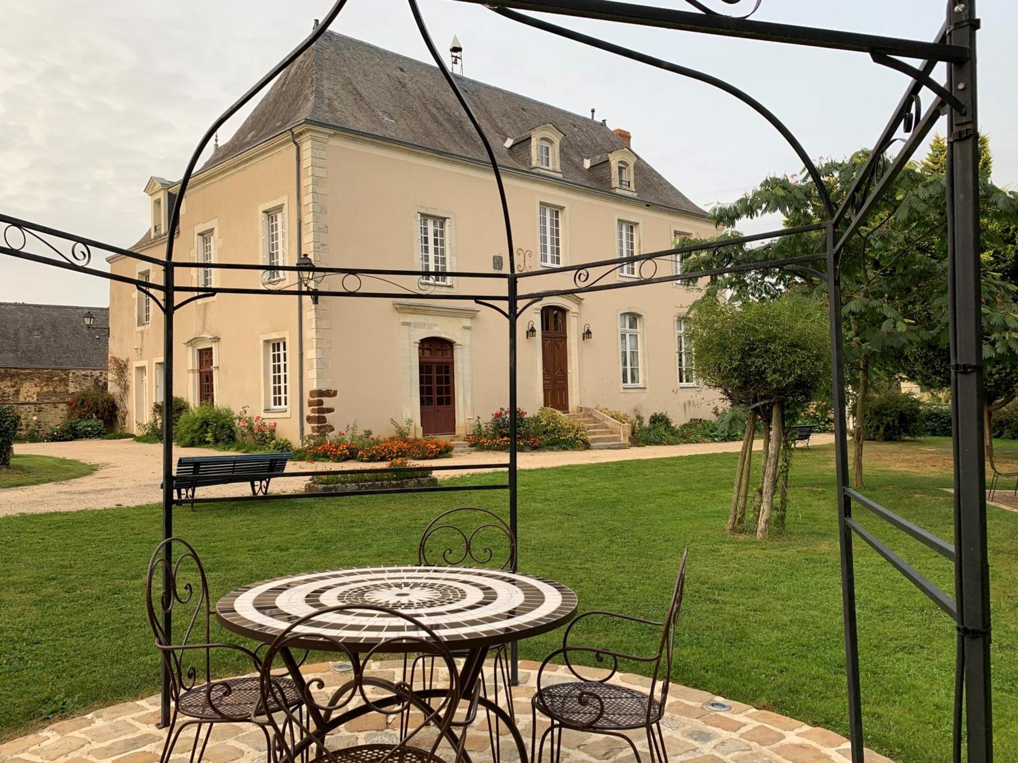 Bed and Breakfast Le Bas Chitray Ménil Zewnętrze zdjęcie
